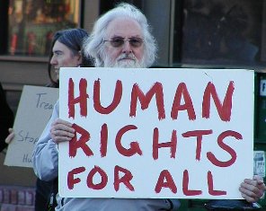 «Human Rights Watch»: Ущемление свободы слова в предвыборный период стало уже тр