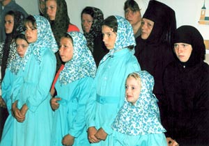 Скандал в российском монастыре: детей били и заставляли читать псалтырь до поздн