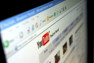 «Грапарак»: Армянским депутатам закрыли доступ в YouTube