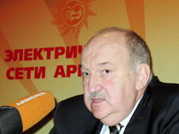 «Айкакан жаманак»: Директор «Электрических сетей Армении» хочет подать в отставк