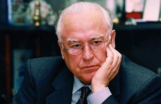 Премьер-министр Армении направил соболезнования родным Черномырдина