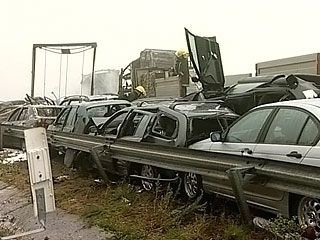 Крупное ДТП в Китае: столкнулось более 50 автомобилей