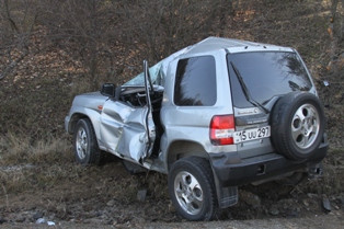 «Mitsubishi Pajero» перевернулась на трассе Раздан - Цахкадзор