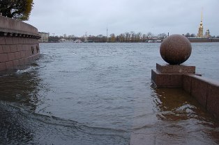 Наводнение в Петербурге, почти как в «Медном всаднике» Пушкина