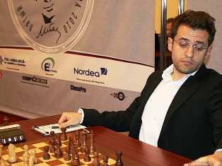 Levon Aronian participates in World Blitz Championship 2010