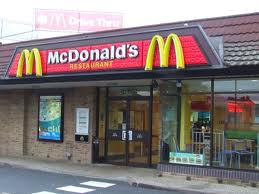 Голодные кавказцы устроили стрельбу в McDonald's
