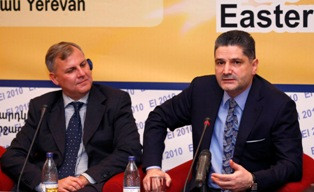 Տիգրան Սարգսյան. Հայ հասարակության ինքնակազմակերպումը պետք է  համահունչ լինի ժամ