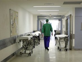 «Грапарак»: Министр обещал наказать врачей, виновных в смерти ребенка