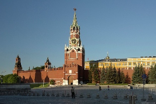 Потомкам русских царей не удалось отобрать Кремль у Медведева