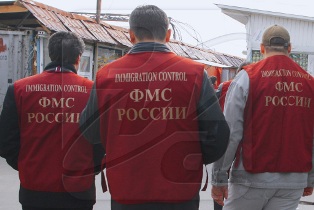 Мигрантов из СНГ запишут в общую базу