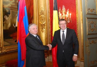 Глава МИД Армении пригласил в Ереван министра иностранных дел Бельгии, председат