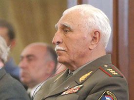 Генерал-полковник: Азербайджан считается с мнением сверхдержав