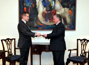 Latvian Ambassador presented credentials to Armenian FM
