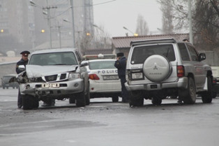 Աճառյան փողոցում բախվել են Mitsubishi Pajero-ն եւ Nissan Patrol-ը. մեկ
մարդ տե