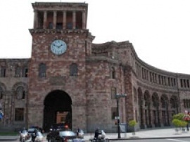 Կառավարության անդամները չեն ապահովագրել իրենց ավտոմեքենաները(ֆոտո,վիդեո)
