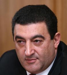 Вардан Айвазян: «У меня нету бизнеса, но я не собираюсь его перевозить в Грузию»