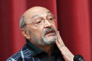 Знаменитый актер Михаил Козаков переехал в Дом престарелых