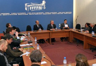 Էդվարդ Նալբանդյանը Երեւանում ընդունել է եվրոպական առաջատար լրատվամիջոցների թղթակ