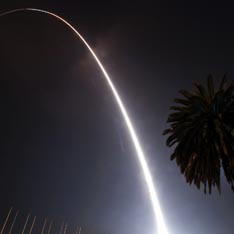 Ракета со спутником NASA упала в Тихий океан