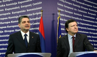 European Union welcomes Armenia’s efforts, Barroso says