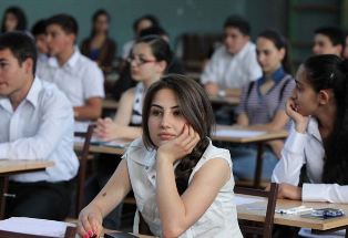 В Ереване, Гюмри и Иджеване прошла областная олимпиада по 14 предметам