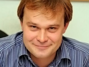 Пресс-секретаря ФМС России уволили после рассказа о «белой расе»