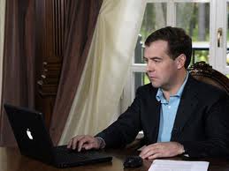 Президент России променял ТВ на Интернет