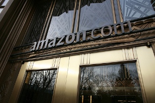 Amazon.com терпит убытки