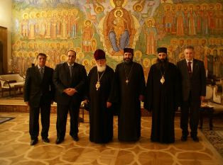 Georgian Patriarch receives Armenian Ambassador