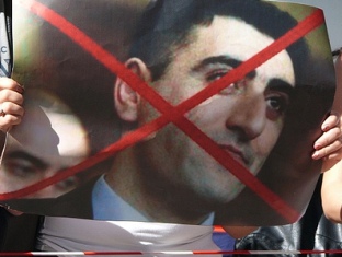 Armenians stage demonstration in Ottawa against Safarov’s extradition