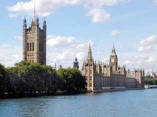 Armenia’s Ambassador to UK meets with Foreign Office Minister