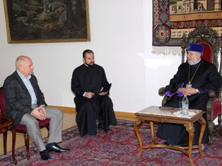 Ամենայն Հայոց Կաթողիկոսն ընդունեց Մոսկվայի կրոնական կազմակերպությունների հետ կապ