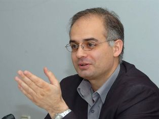 Լեւոն Զուրաբյան.Ինչքան Լեւոն Տեր-Պետրոսյանի լռությամբ անհանգստանան, այնքան շատ ա