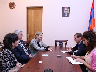 Բեռլինի պետական գրադարանի գլխավոր տնօրենն այցելեց Ազգային ժողով