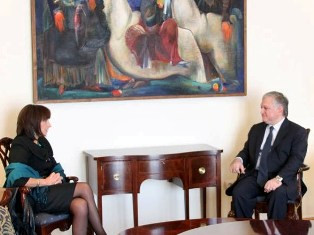 Armenia’s FM bids farewell to UN’s outgoing Resident Coordinator