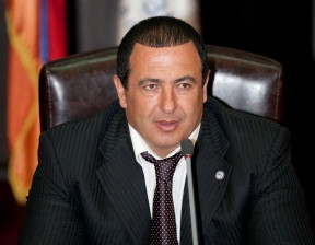 Ծառուկյանը չի մեկնաբանել, թե ում թեկնածությունը կպաշտպանի առաջիկա նախագահական ըն