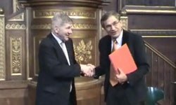Armenians attend Orhan Pamuk’s award ceremony in Denmark