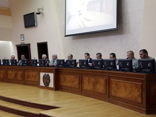 ՊՆ-ում քննարկվել են սպառազինության եւ ռազմական տեխնիկայի ոլորտում առկա ձեռքբերո