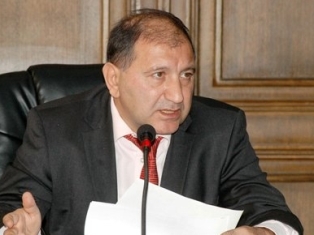 Պետական կառավարման ապարատը բեռ է արդյո՞ք բյուջեի համար. քննարկումներ ԱԺ-ում