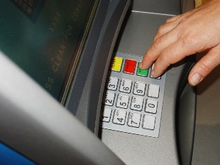 California Armenians plead not guilty in bank fraud scheme