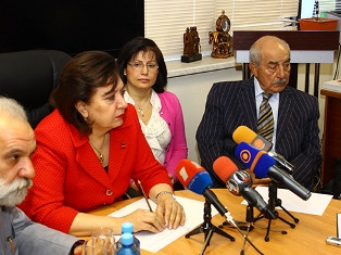 Սփյուռքի նախարարությունում քննարկել են սիրիահայերի հիմնախնդիրները