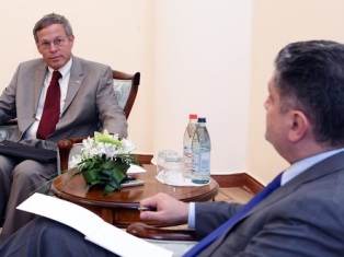 Վարչապետը ԱՄՆ դեսպանին է ներկայացրել Հայաստանի կառավարման համակարգում իրականացվո