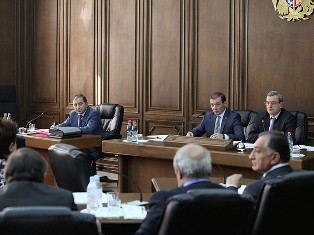 ԱԺ երկու հանձնաժողովներում շարունակվել են տվյալ ոլորտների 2013թ. բյուջետային հատ
