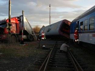 Ավստրալիայում գնացքը բախվել է բեռնատարին