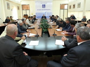 Քաղաքապետարանում քննարկել են ձմռան նախապատրաստական ծրագիրը