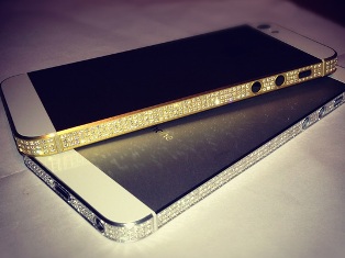 Մեծ Բրիտանիայում մաքուր ոսկուց պատրաստված iPhone 5 կթողարկեն