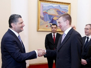 Armenian PM receives Latvian FM