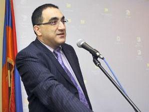 Հրաժարվեք սահմանի վրա ավելացված արժեքի հարկ գանձելուց. նախկին վարչապետ Արմեն Դար