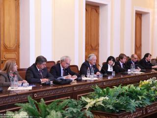 Armenia-Uruguay friendship group holds meeting