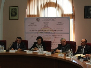 21-րդ դարում Հայաստանի առջեւ կանգնած մարտահրավերների վերաբերյալ համաժողովում բու